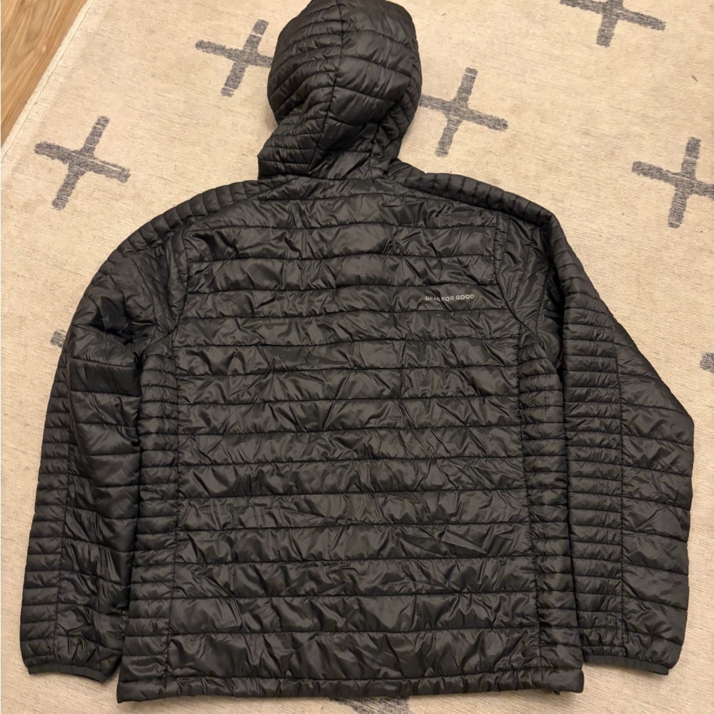 Cotopaxi Men's Capa Insulated Hooded Jacket in charcoal - Picture 5 of 10